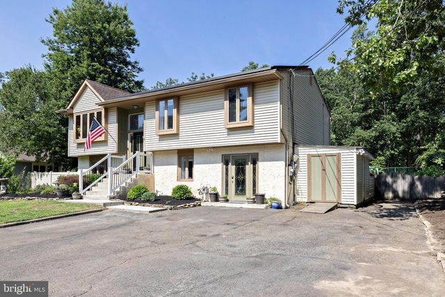 2299 TREMONT AVE, Atco, NJ 08004