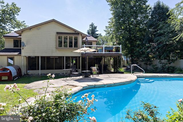 2299 TREMONT AVE, Atco, NJ 08004