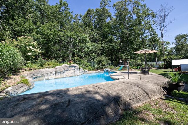 2299 TREMONT AVE, Atco, NJ 08004