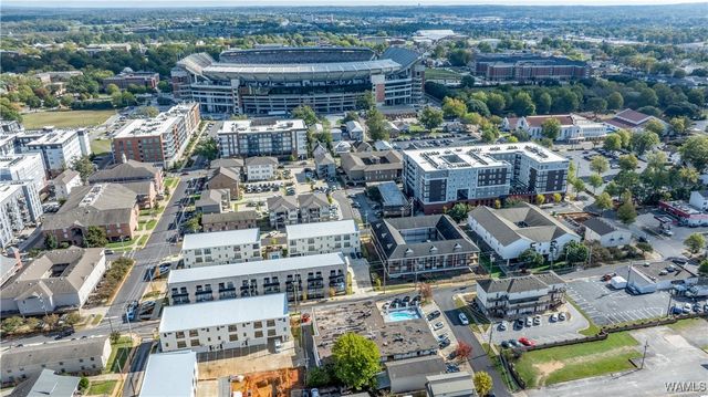 1402 9TH 11, Tuscaloosa, AL 35401