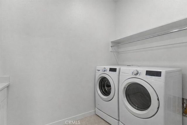 27410 Merlin Place 305, Valencia, CA 91381