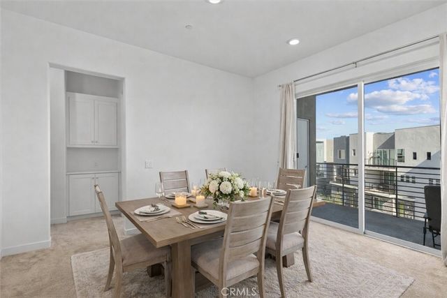 27410 Merlin Place 305, Valencia, CA 91381