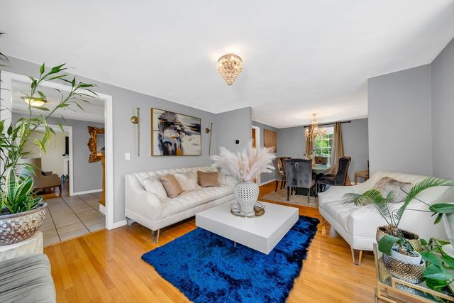 257 Howe St, Methuen, MA 01844