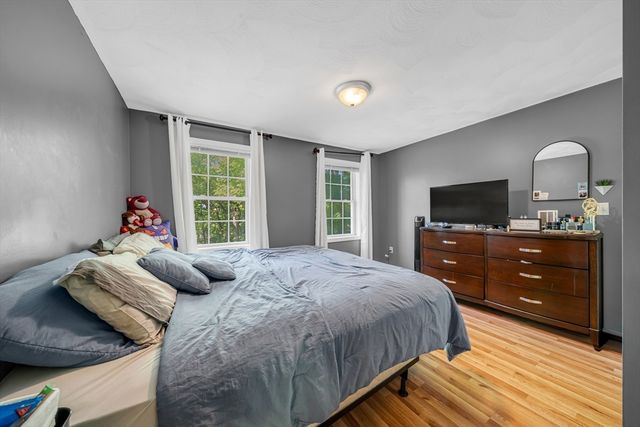 257 Howe St, Methuen, MA 01844