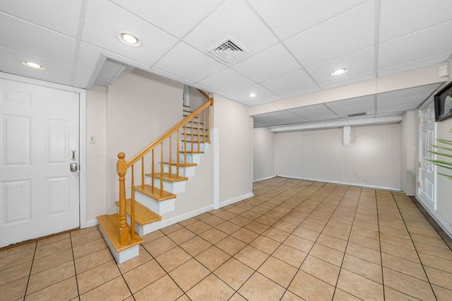 257 Howe St, Methuen, MA 01844