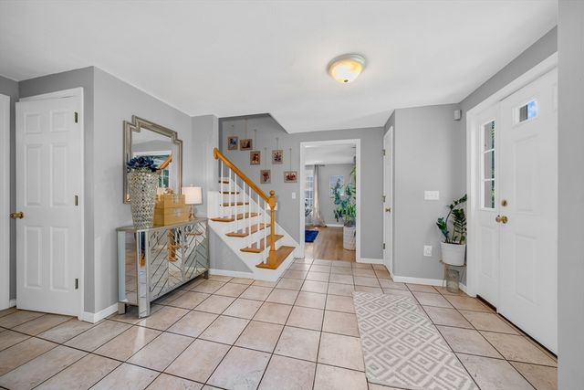 257 Howe St, Methuen, MA 01844