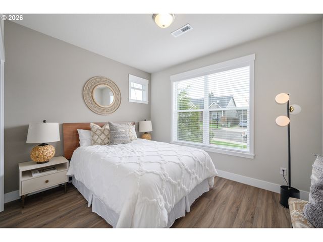 8529 N HARGRAVE St LOT 33, Camas, WA 98607