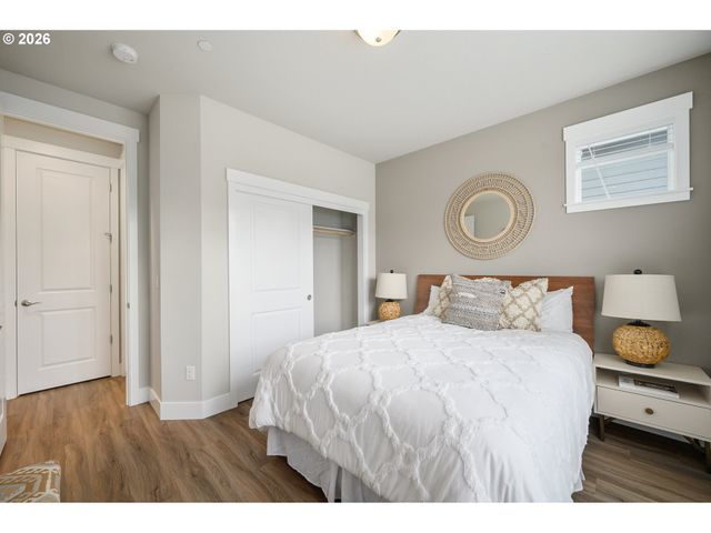 8529 N HARGRAVE St LOT 33, Camas, WA 98607