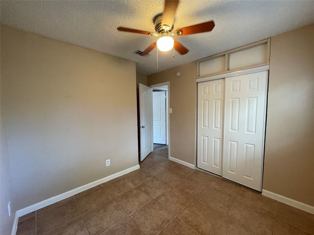 7204 Shadow Bend Drive, Fort Worth, TX 76137