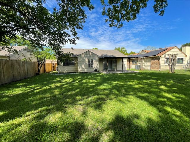 7204 Shadow Bend Drive, Fort Worth, TX 76137