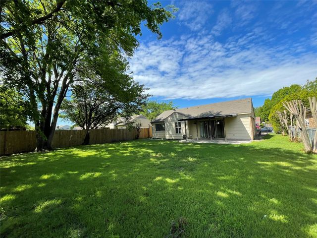 7204 Shadow Bend Drive, Fort Worth, TX 76137