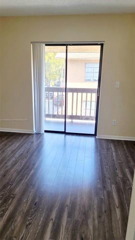 2221 W 52 ST 301, Hialeah, FL 33016