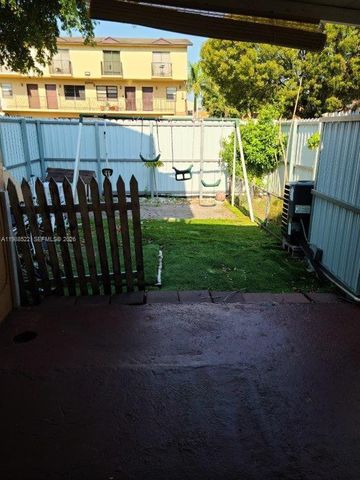 2221 W 52 ST 301, Hialeah, FL 33016