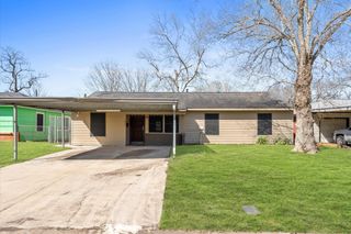 5647 Belmark Street, Houston, TX 77033