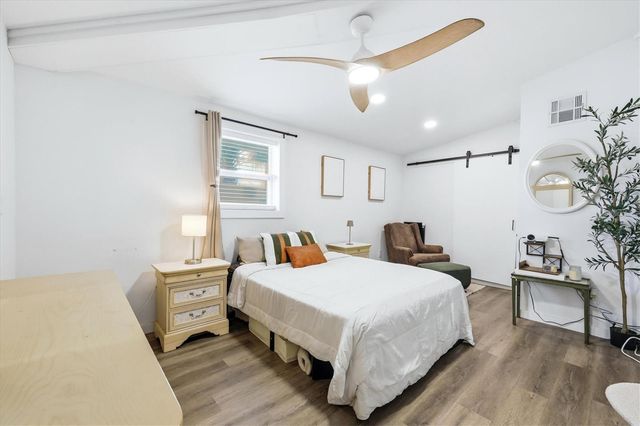 301 28TH STREET W, Bradenton, FL 34205