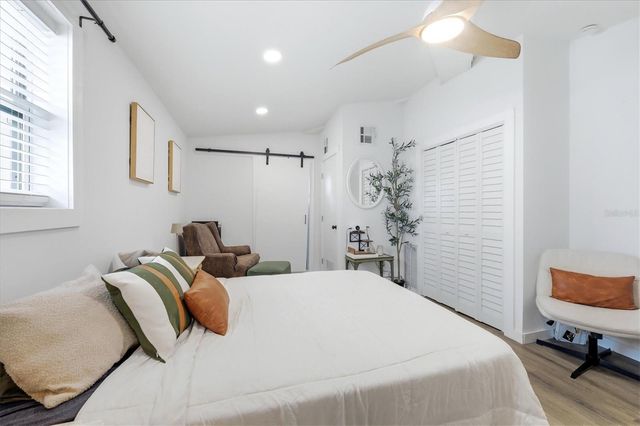 301 28TH STREET W, Bradenton, FL 34205