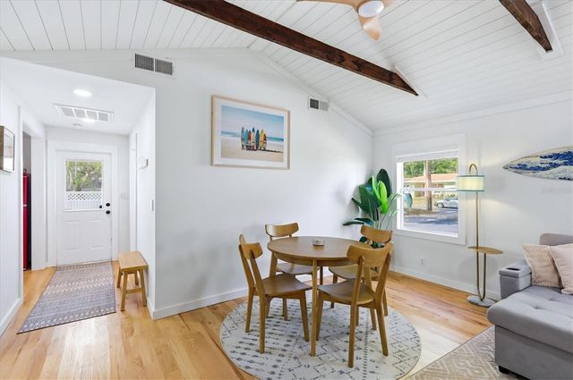 301 28TH STREET W, Bradenton, FL 34205