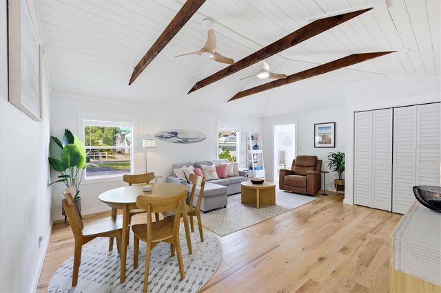 301 28TH STREET W, Bradenton, FL 34205