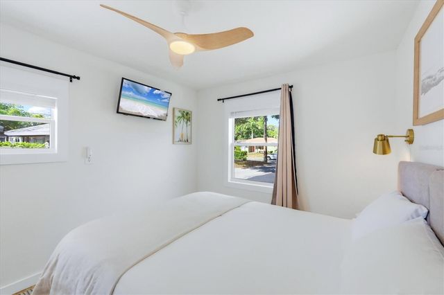 301 28TH STREET W, Bradenton, FL 34205