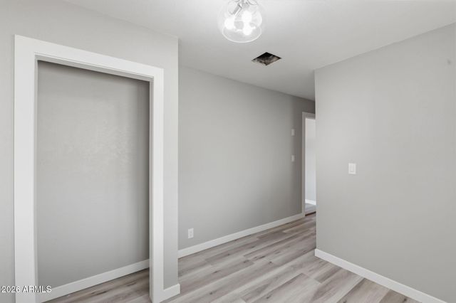 1061 E 9th Drive, Mesa, AZ 85204