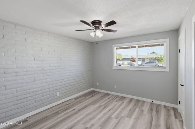 1061 E 9th Drive, Mesa, AZ 85204