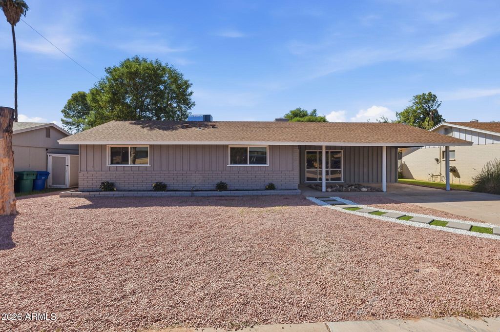 1061 E 9th Drive, Mesa, AZ 85204