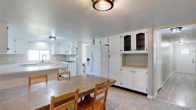5145 E Mount Morris Road, Mount Morris, MI 48458