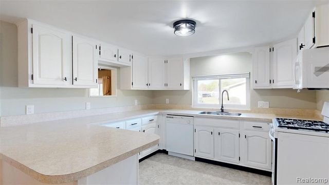 5145 E Mount Morris Road, Mount Morris, MI 48458