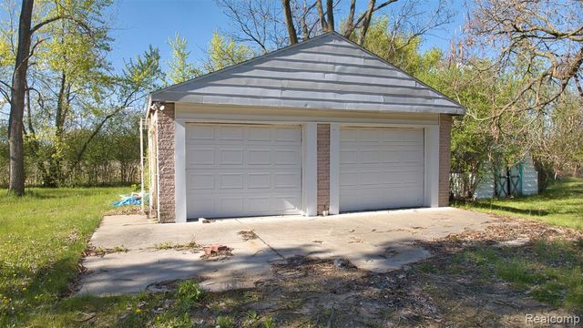 5145 E Mount Morris Road, Mount Morris, MI 48458