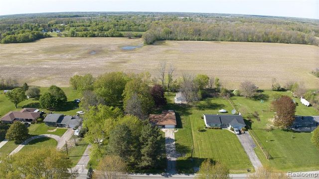 5145 E Mount Morris Road, Mount Morris, MI 48458