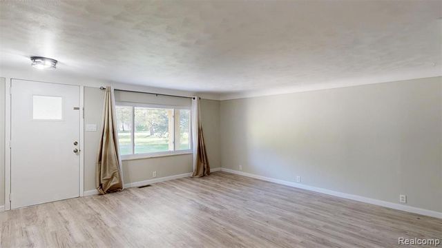 5145 E Mount Morris Road, Mount Morris, MI 48458