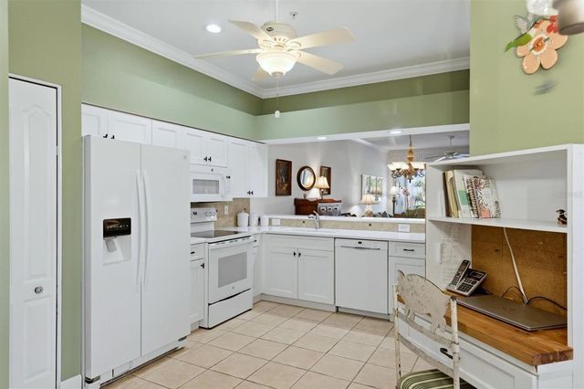 5234 MAHOGANY RUN AVENUE, Sarasota, FL 34241