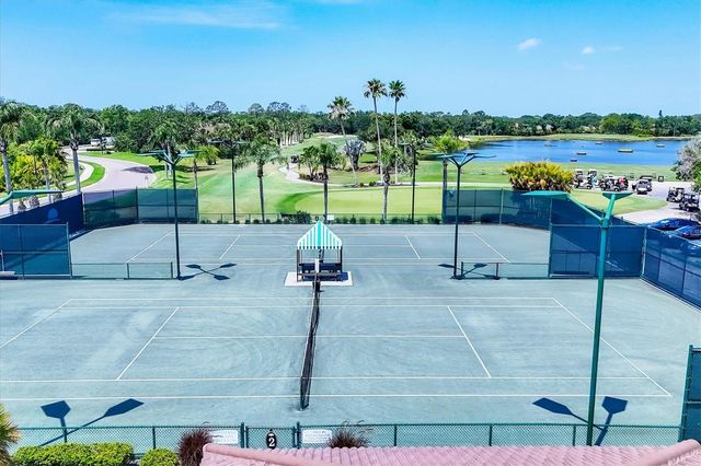 5234 MAHOGANY RUN AVENUE, Sarasota, FL 34241