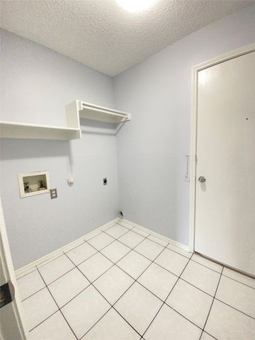 5204 Vista Verde Drive, Arlington, TX 76017