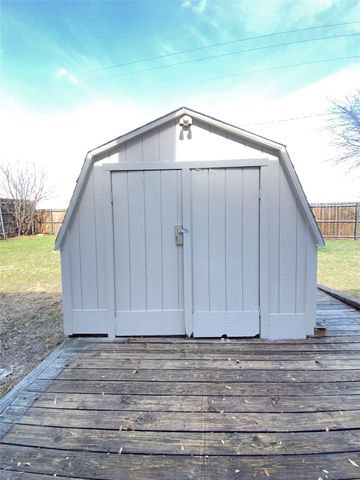 5204 Vista Verde Drive, Arlington, TX 76017