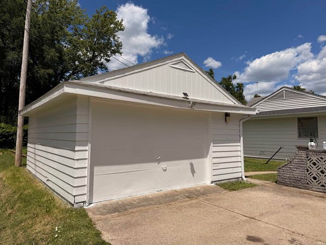 1101 Elliott Street, South Bend, IN 46628