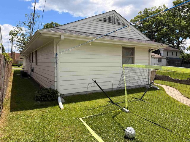 1101 Elliott Street, South Bend, IN 46628