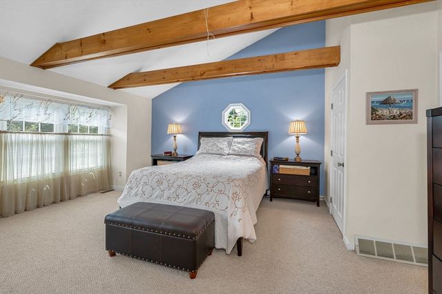 80 Heritage Dr 80, Tewksbury, MA 01876