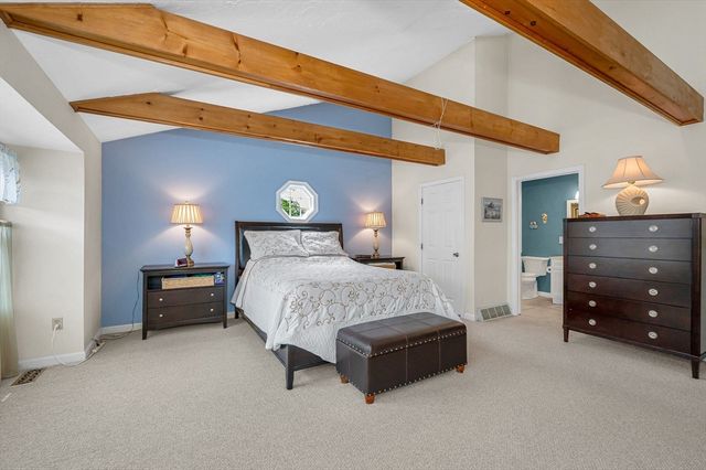 80 Heritage Dr 80, Tewksbury, MA 01876