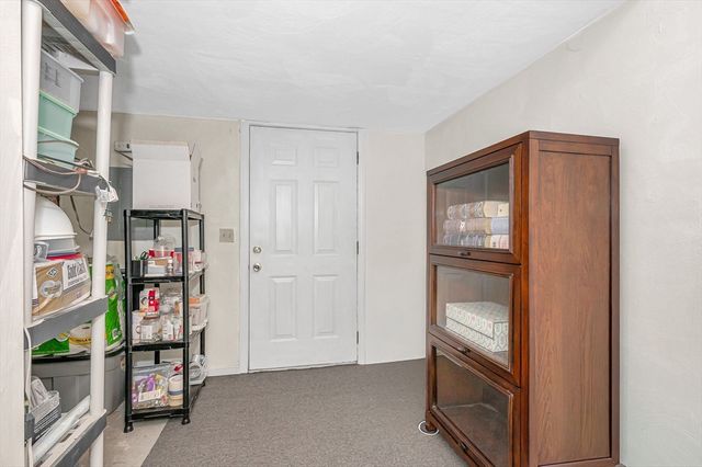 80 Heritage Dr 80, Tewksbury, MA 01876