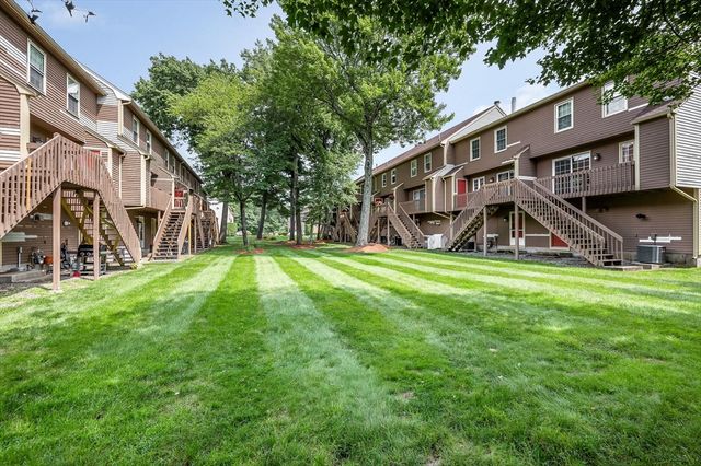 80 Heritage Dr 80, Tewksbury, MA 01876