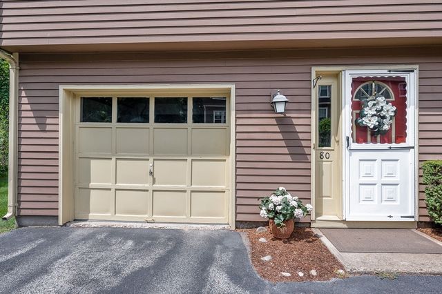 80 Heritage Dr 80, Tewksbury, MA 01876