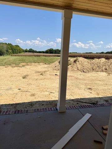 400 Jake Link Rd, Cottontown, TN 37048