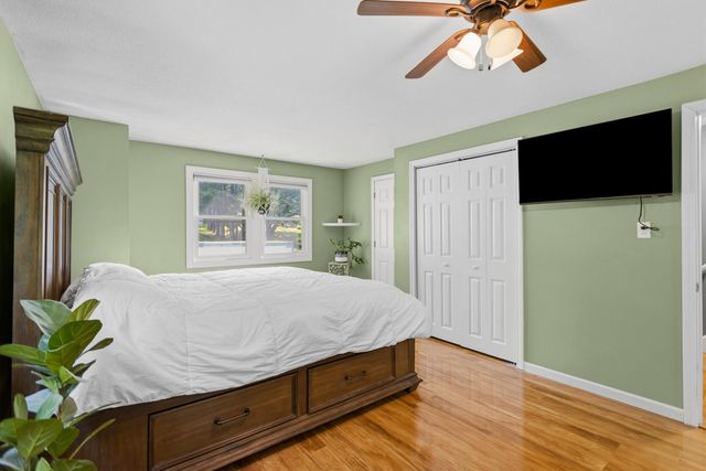 19 Claire Avenue, Derry, NH 03038