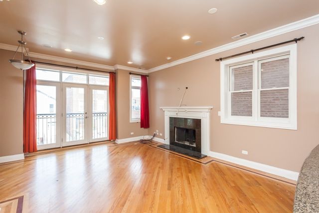 2417 W Fillmore Street 2, Chicago, IL 60612