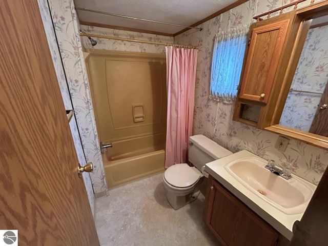 6189 Wildwood Drive, Elwell, MI 48832