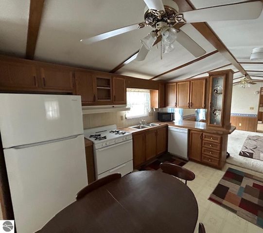 6189 Wildwood Drive, Elwell, MI 48832