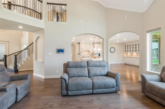 16619 Wolf Pass Drive, Cypress, TX 77433