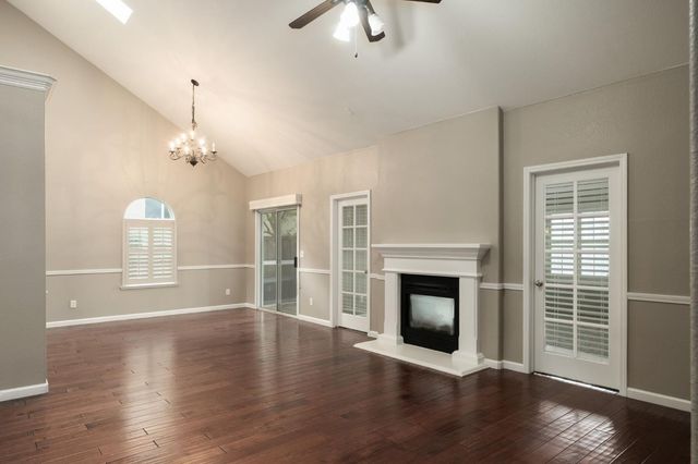 147 Everglade Avenue, Clovis, CA 93619