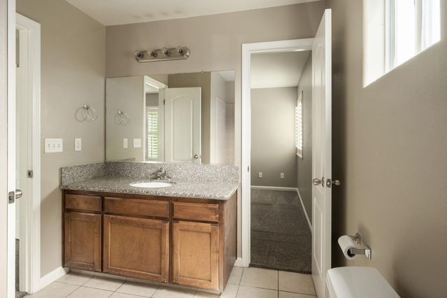 147 Everglade Avenue, Clovis, CA 93619